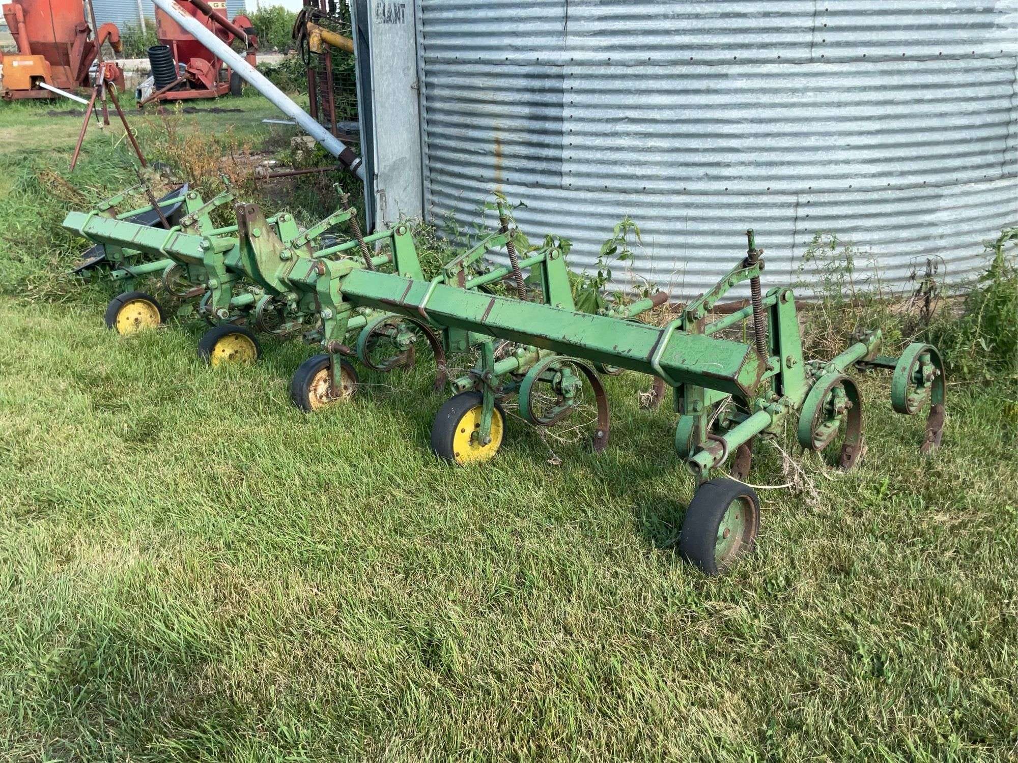 John Deere RG4 Equipment Image0