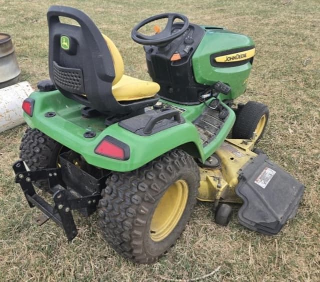 Image of John Deere X520 equipment image 4