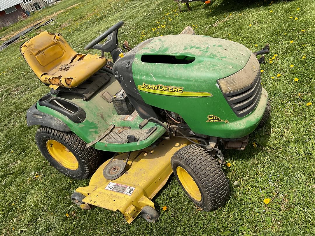 Image of John Deere G110 Primary image