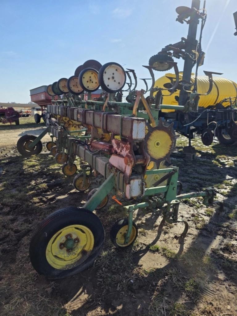 John Deere RM Equipment Image0