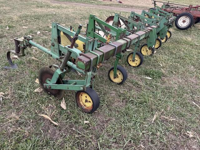 Image of John Deere RM equipment image 1