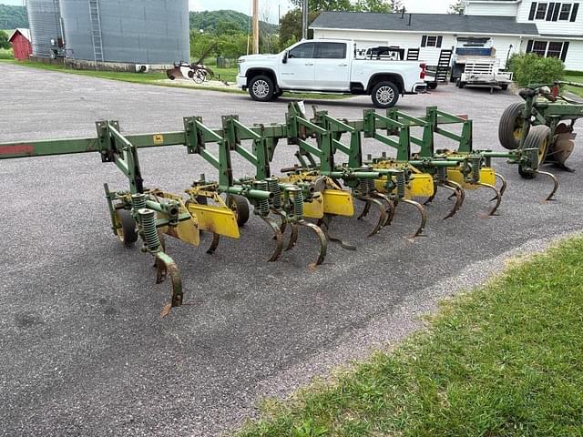 Image of John Deere RM equipment image 1