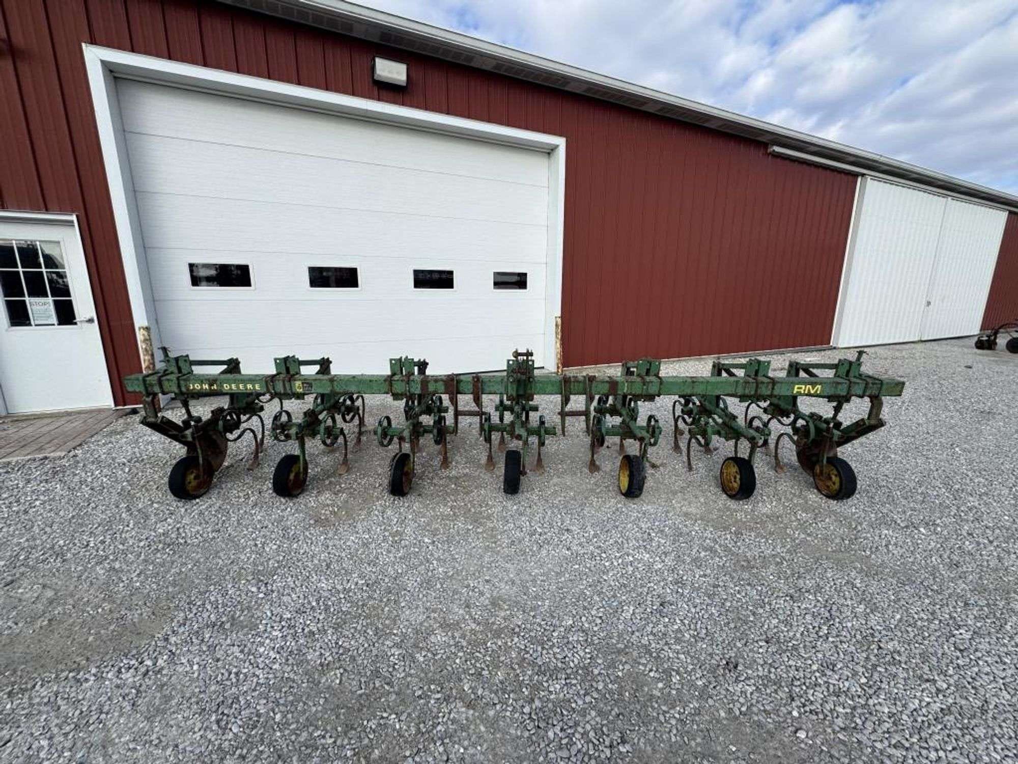 John Deere RM Equipment Image0