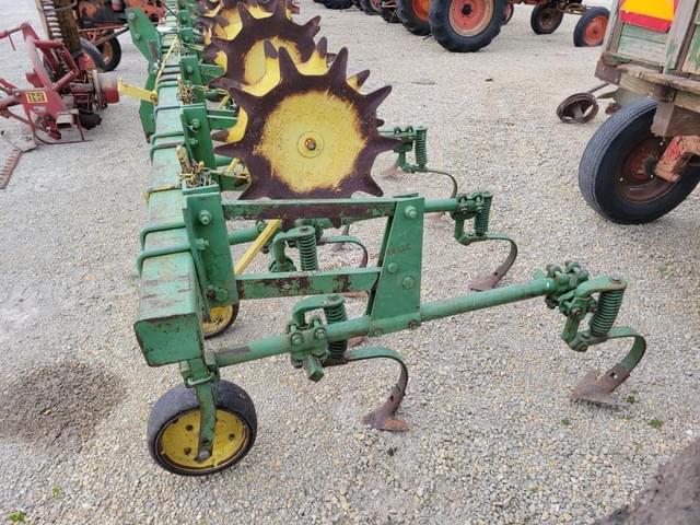 Image of John Deere RM equipment image 1