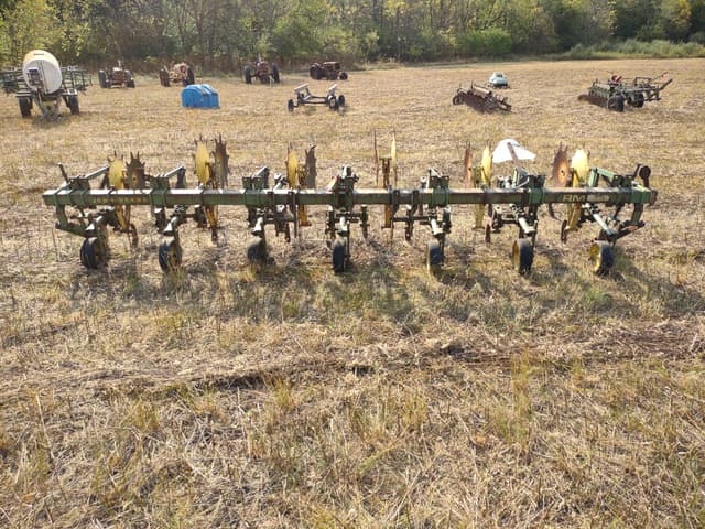 Image of John Deere RM equipment image 1