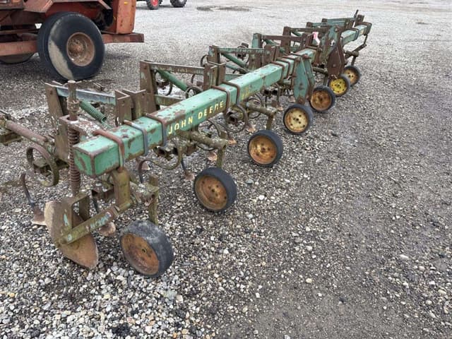 Image of John Deere RM equipment image 1