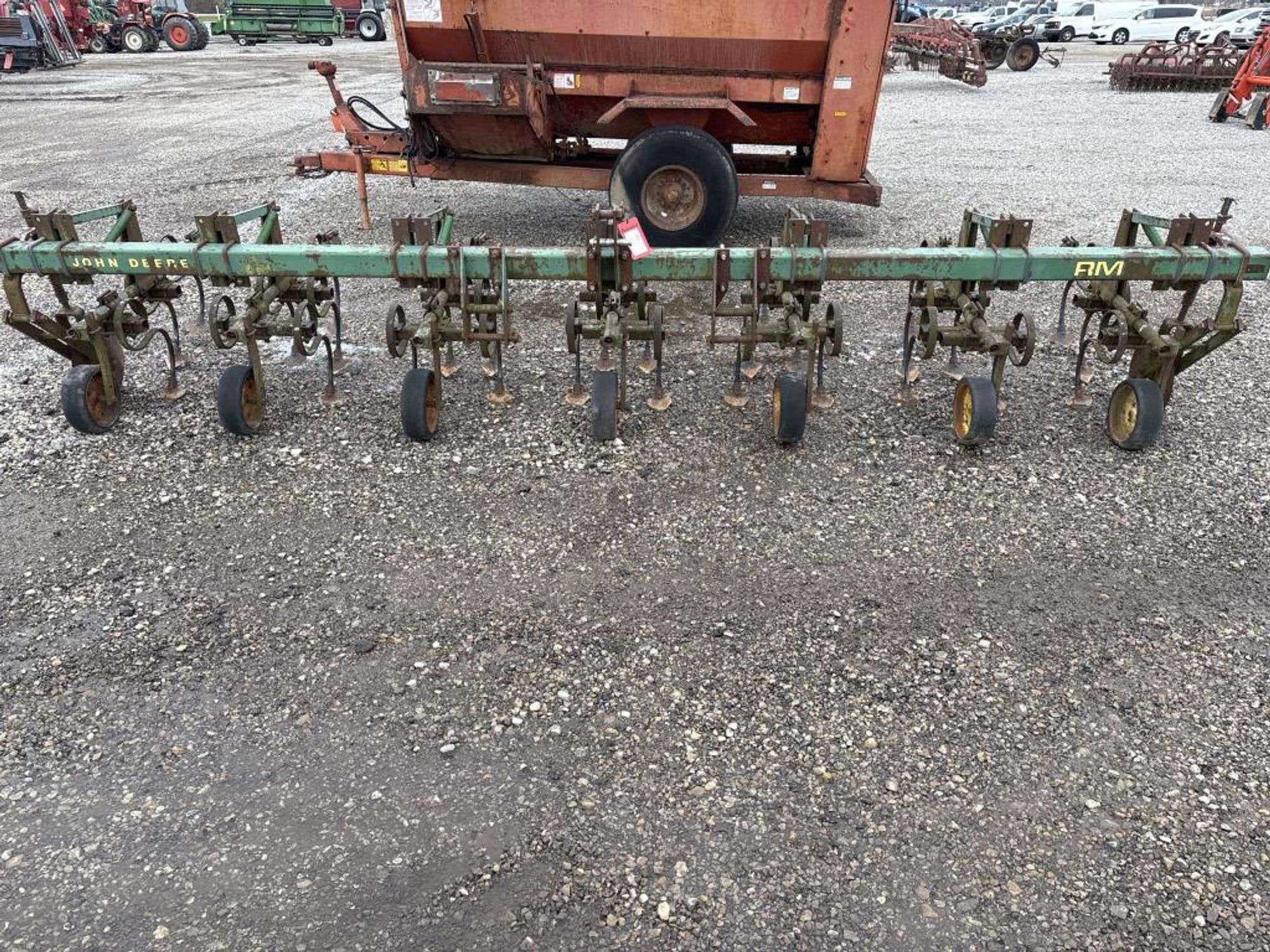 John Deere RM Equipment Image0