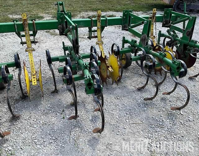 Image of John Deere RM equipment image 3