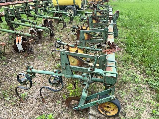 Image of John Deere RM equipment image 3