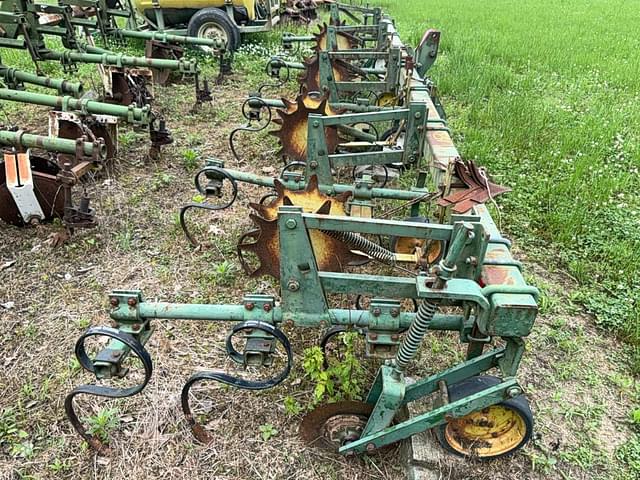 Image of John Deere RM equipment image 4