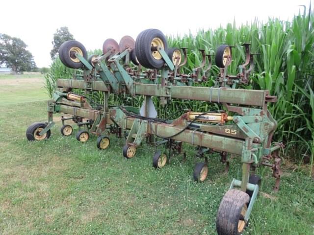 Image of John Deere RM85 equipment image 1