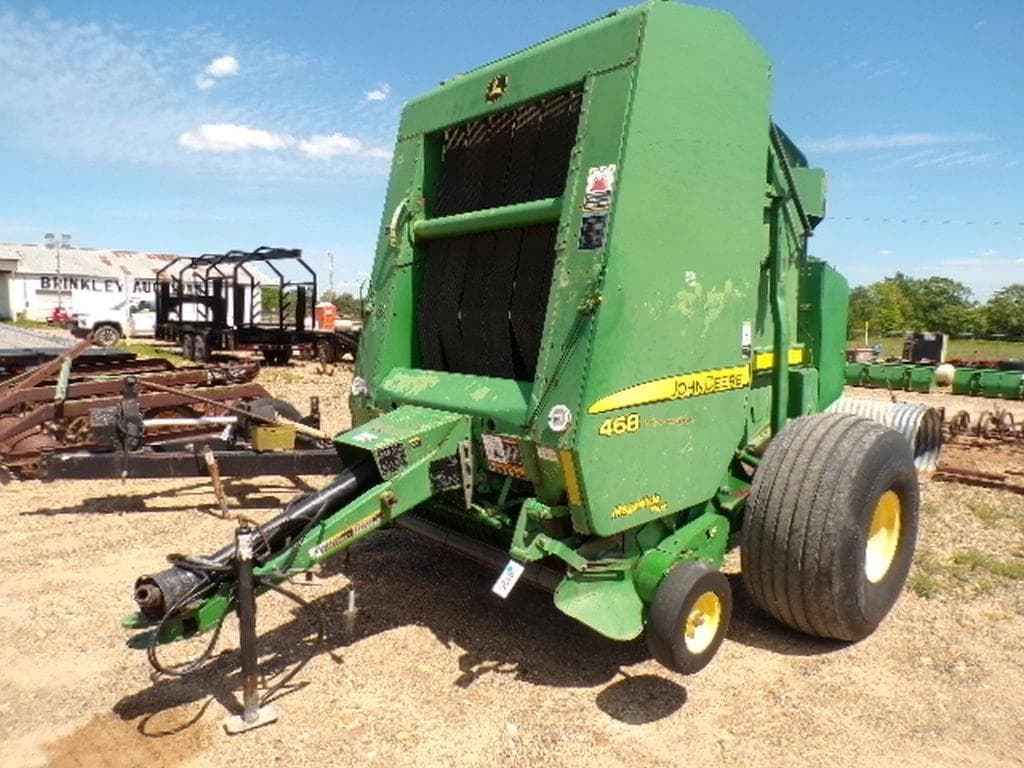 Image of John Deere 468 MegaWide Plus Image 0
