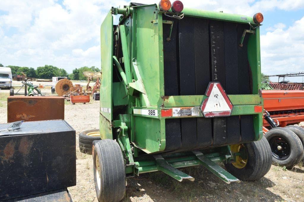 Image of John Deere 385 Image 1