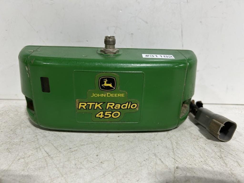 John Deere RTK Radio 450 Equipment Image0