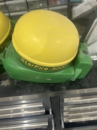 Image of John Deere StarFire 3000 Image 0
