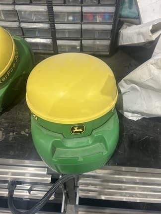 Image of John Deere StarFire 3000 Image 1