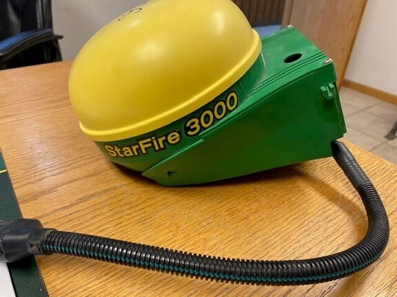 Main image John Deere StarFire 3000