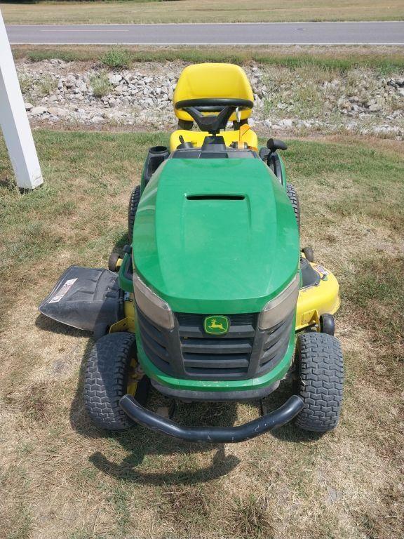 Image of John Deere S140 equipment image 1