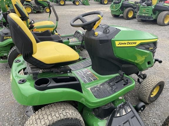 Main image John Deere S140