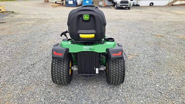 Image of John Deere S240 equipment image 2