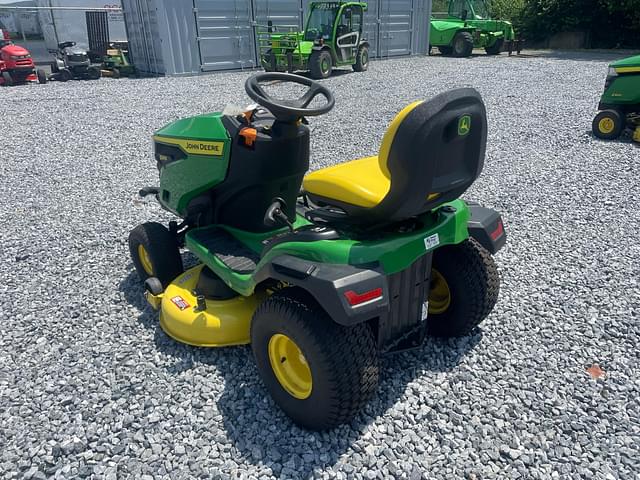 Image of John Deere S240 equipment image 3