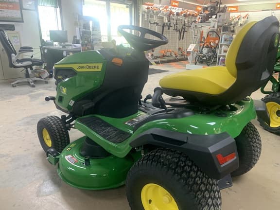 Image of John Deere S240 equipment image 3