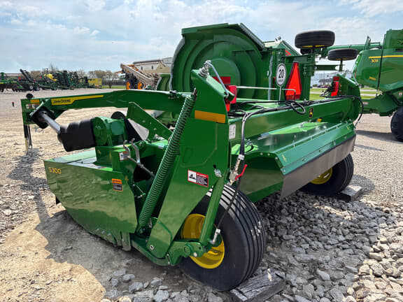 Image of John Deere S300 equipment image 2