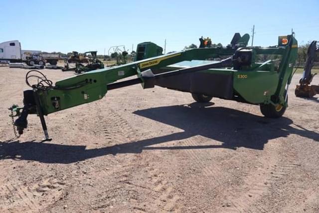 Image of John Deere S300 equipment image 1