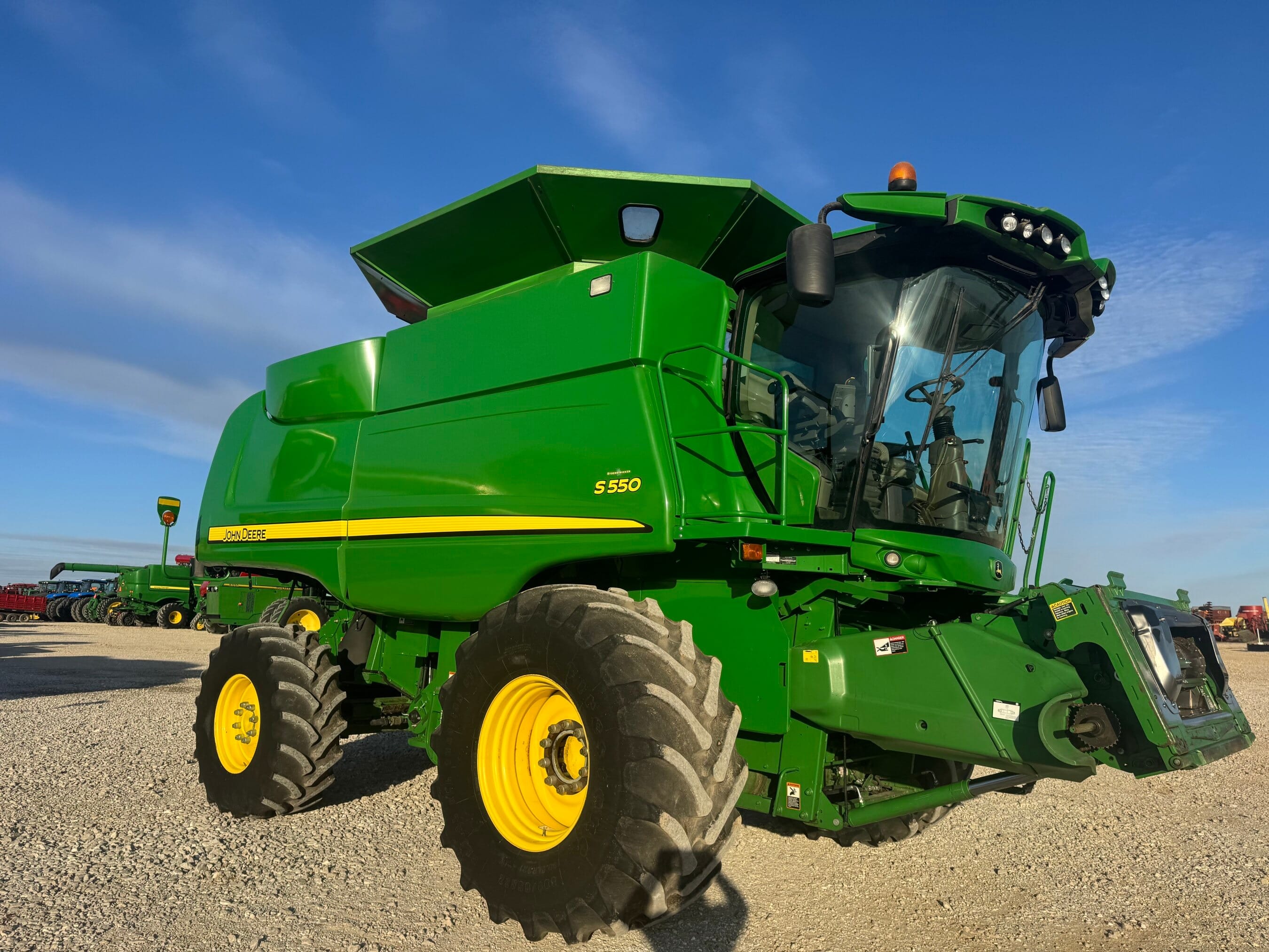 2012 John Deere S550 Equipment Image0