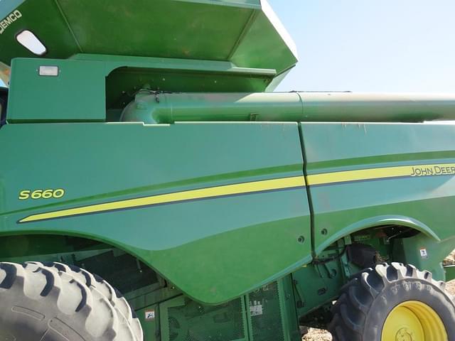 Image of John Deere S660 equipment image 1