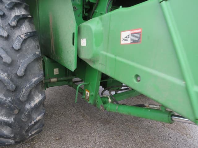 Image of John Deere S670 equipment image 3