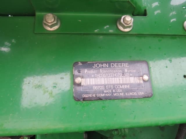 Image of John Deere S670 equipment image 4