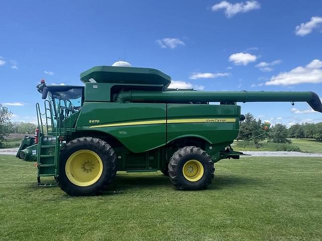 Image of John Deere S670 equipment image 2