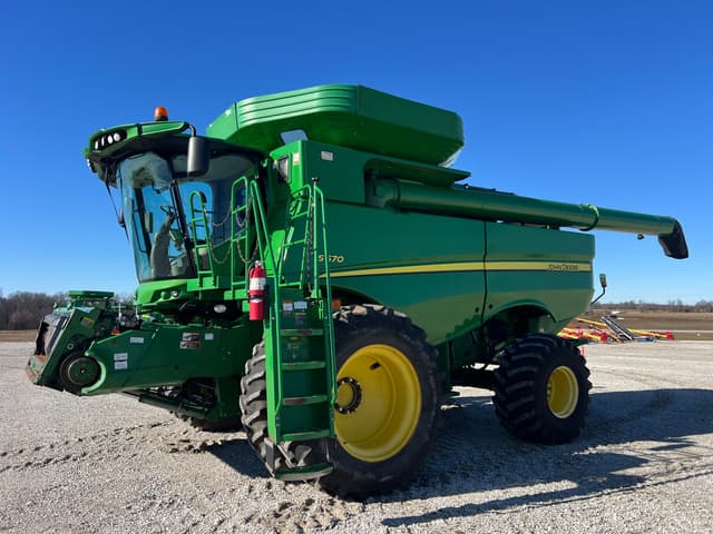 Image of John Deere S670 equipment image 3