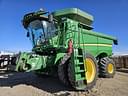 John Deere S670 Image