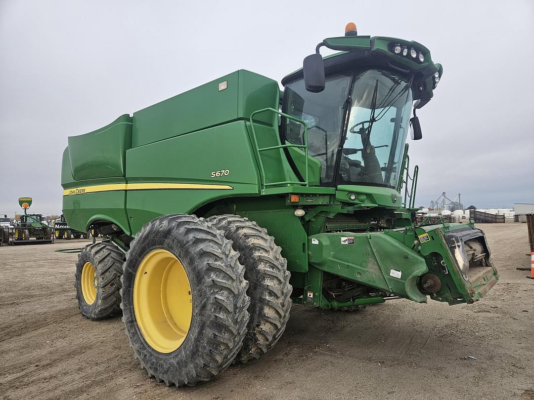 Image of John Deere S670 Primary image