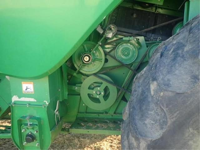 Image of John Deere S670 equipment image 2