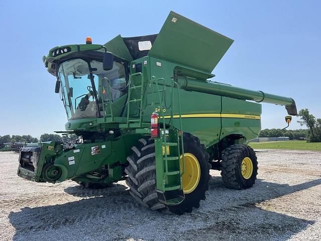 Image of John Deere S680 equipment image 3