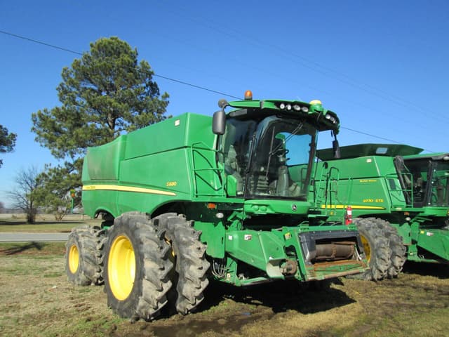 Image of John Deere S680 equipment image 1