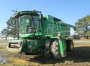 John Deere S680 Image