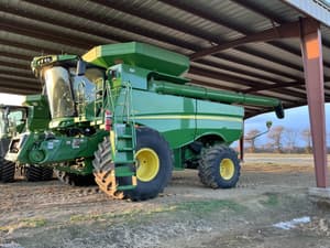 John Deere S770 Image