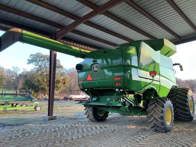 Image of John Deere S770 equipment image 2