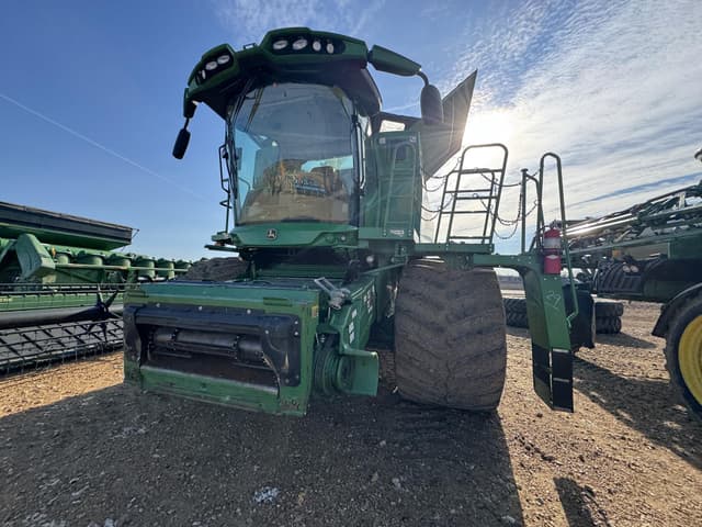 Image of John Deere S770 equipment image 3