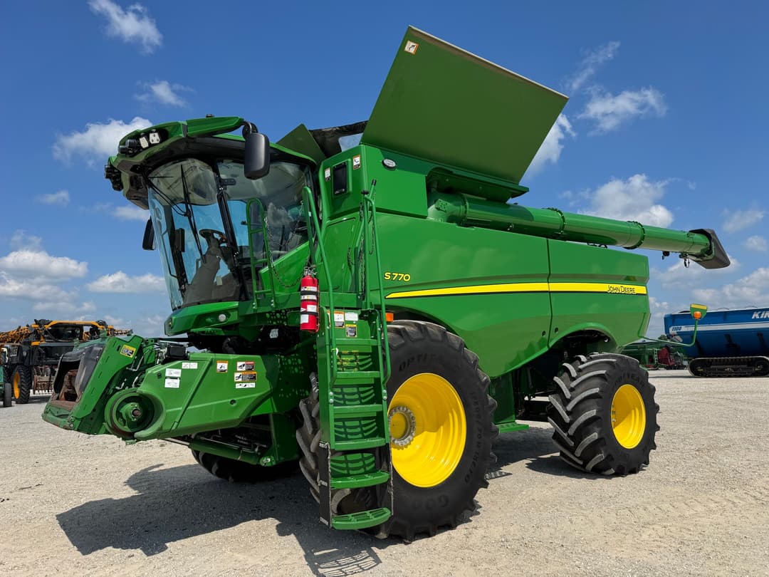 Image of John Deere S770 Primary image