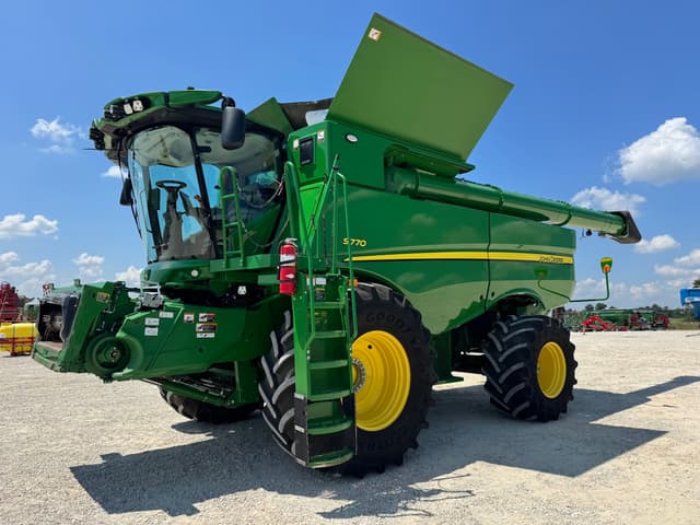 Image of John Deere S770 equipment image 2