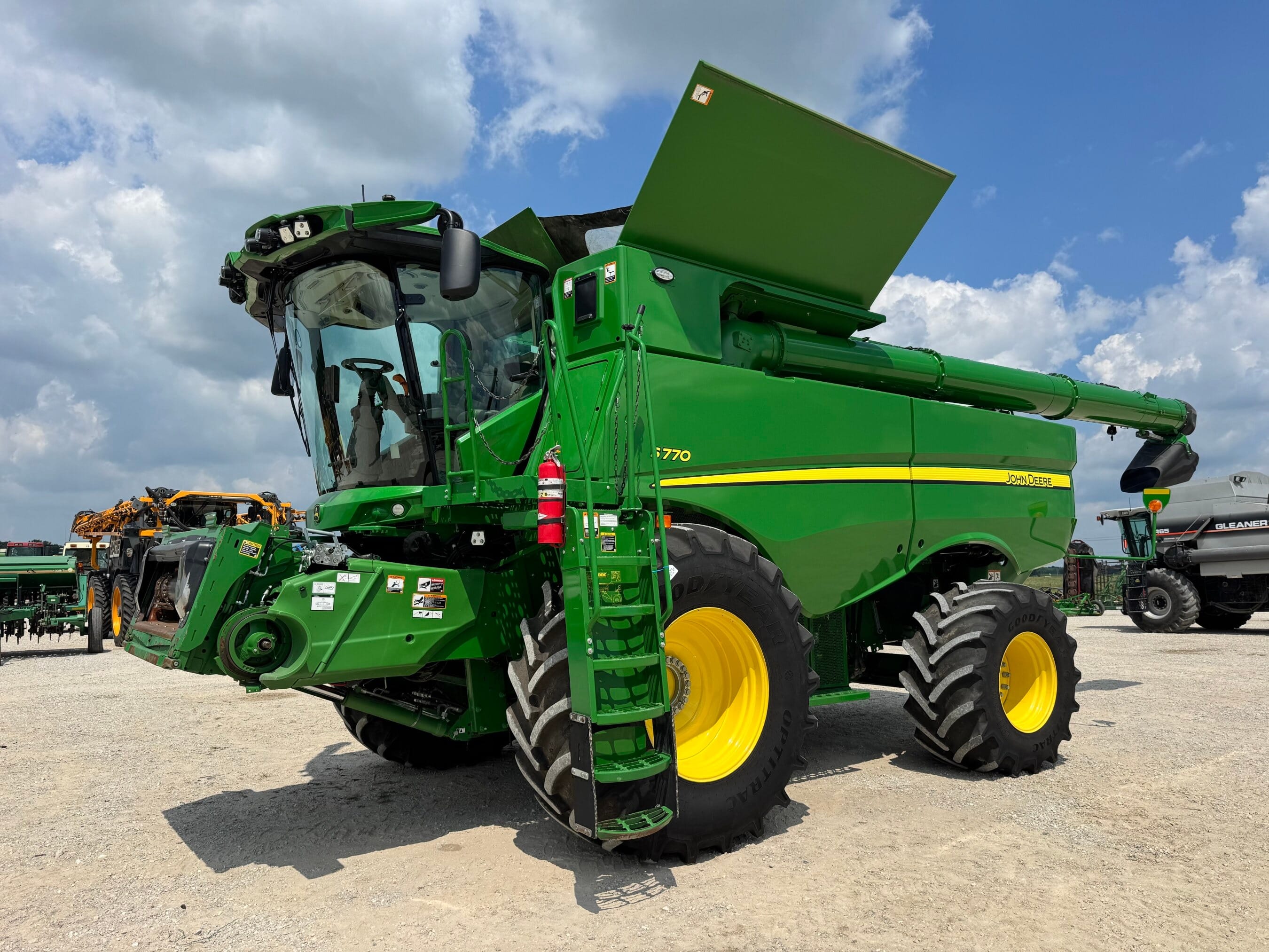2024 John Deere S770 Equipment Image0