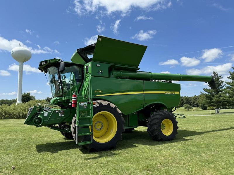 Image of John Deere S780 Primary image