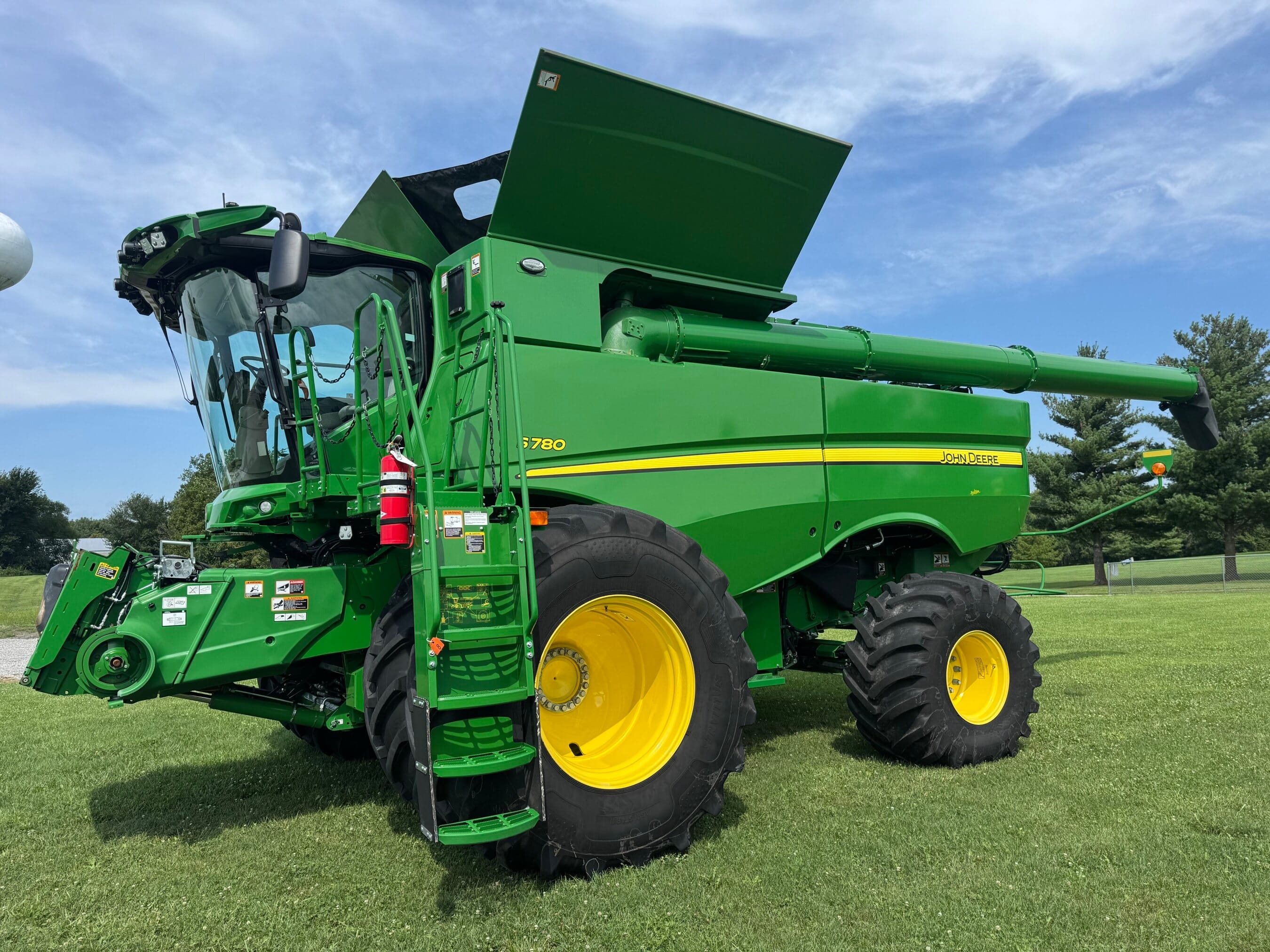 2024 John Deere S780 Equipment Image0
