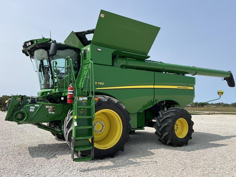 Image of John Deere S780 Primary image