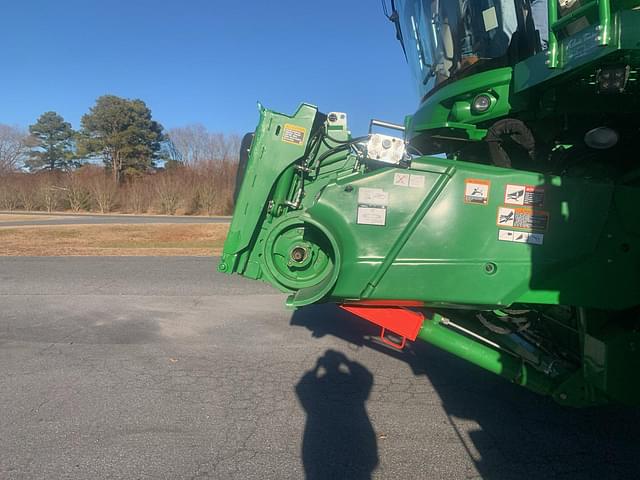 Image of John Deere S780 equipment image 3